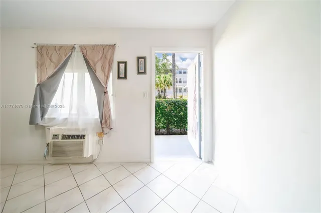 $65,000 | 15610 Northeast 6th Avenue, Unit 10B, Miami, FL 33162