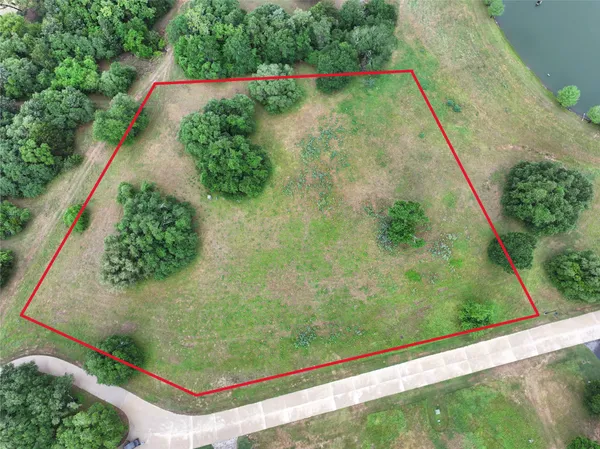 $1,800,000 | 114 Red Stag Lane, Columbus, TX 78934