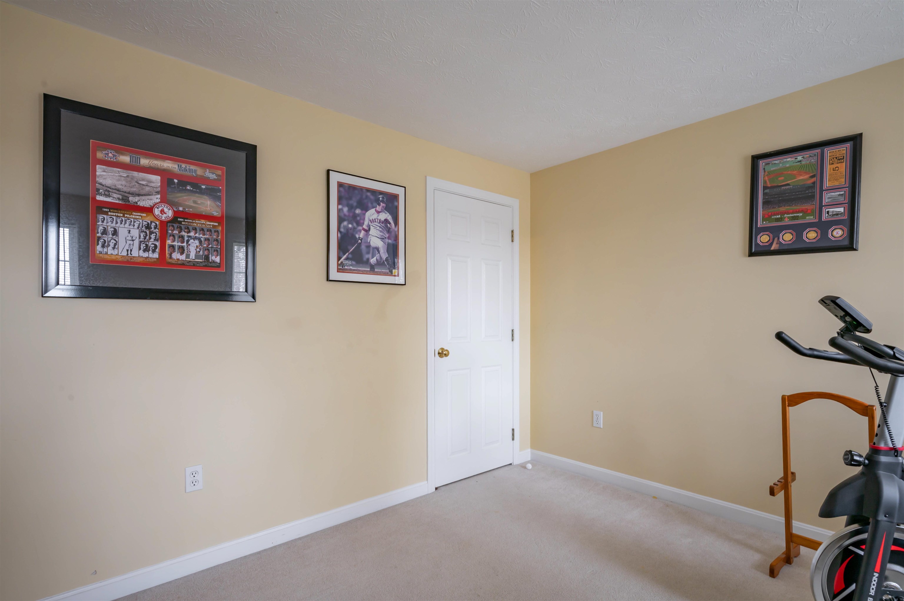 4 Myopia Lane Nashua, NH 03063 - Photo 25 of 37