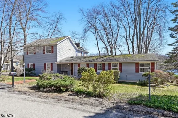 front view of house with a yard