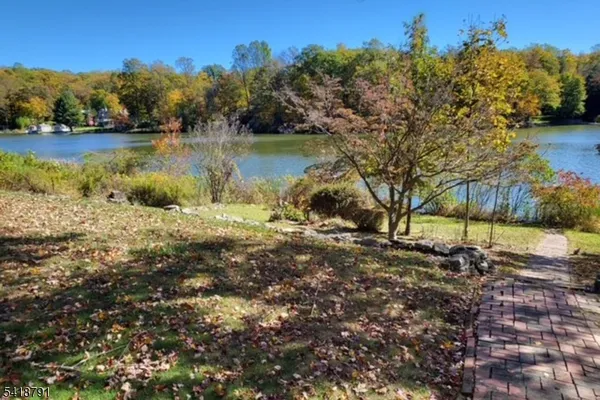 a view of a lake with houses