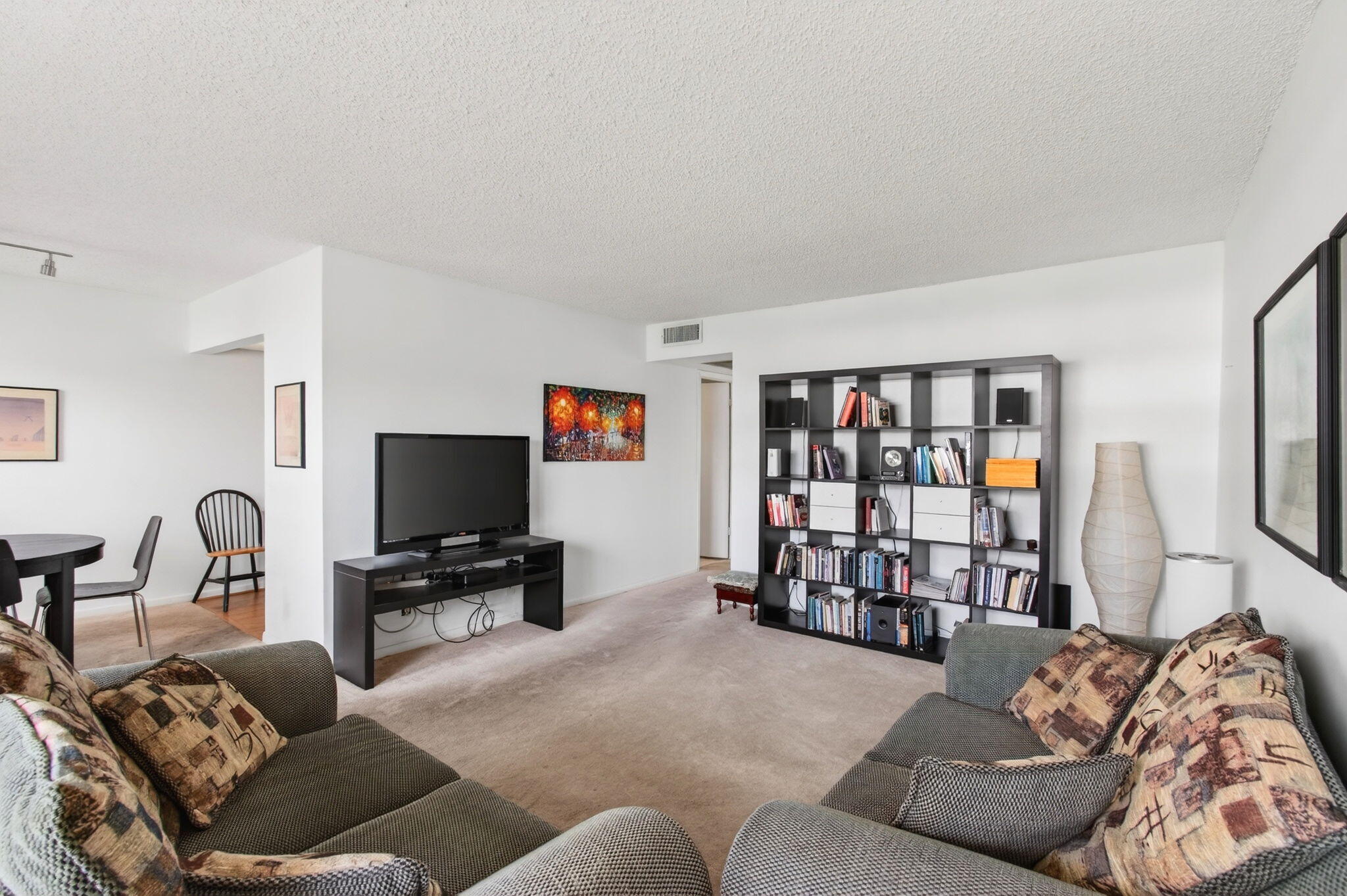 321 Fanshaw H Boca Raton, FL 33434 - Photo 11 of 92 15-web-or-mls-DSC_6077