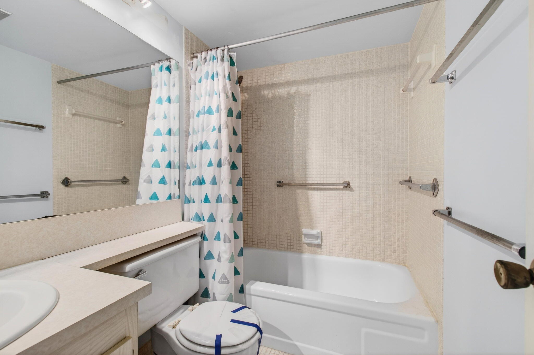 321 Fanshaw H Boca Raton, FL 33434 - Photo 27 of 92 33-web-or-mls-DSC_6302