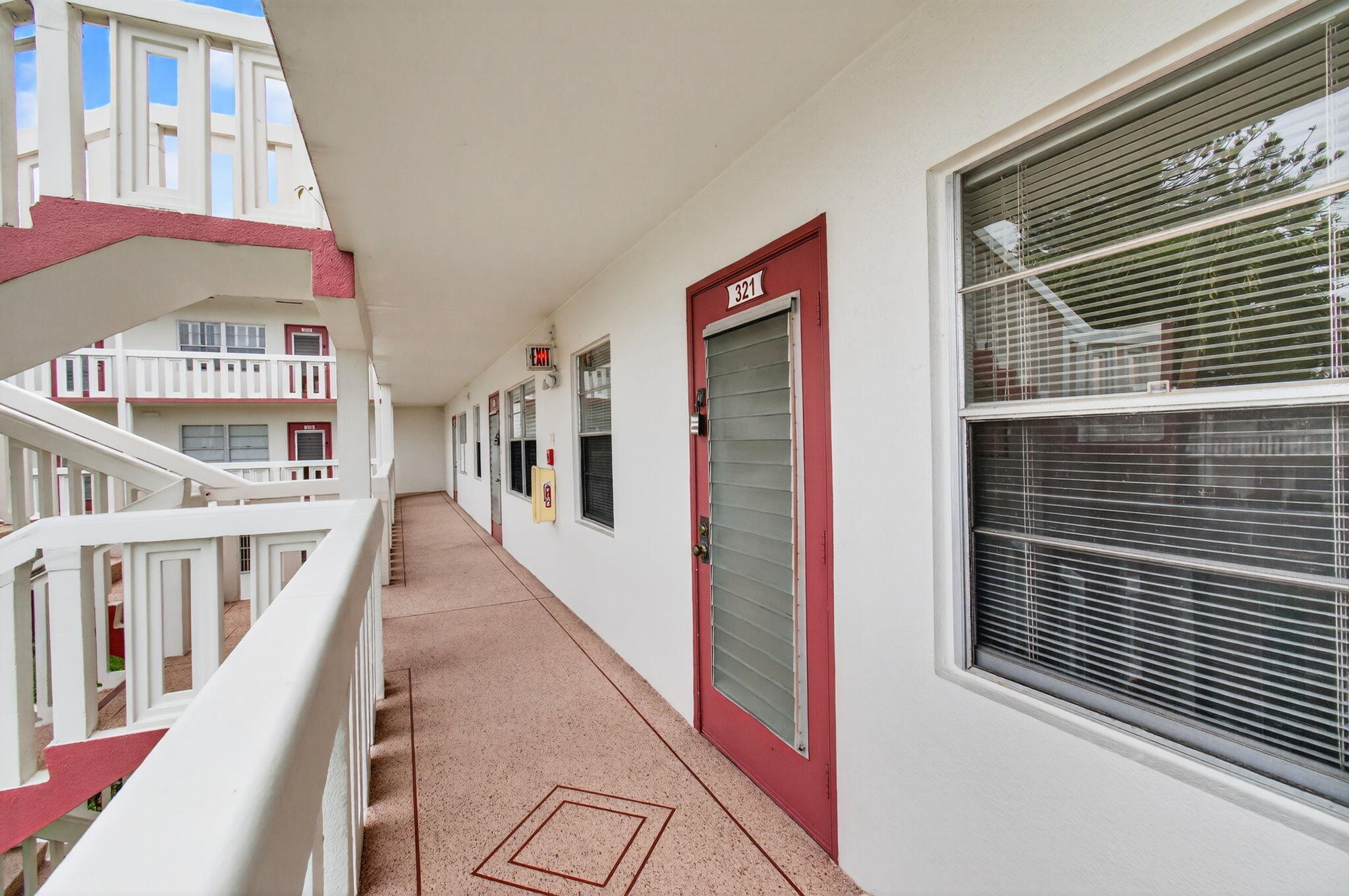 321 Fanshaw H Boca Raton, FL 33434 - Photo 5 of 92 8-web-or-mls-DSC_5962