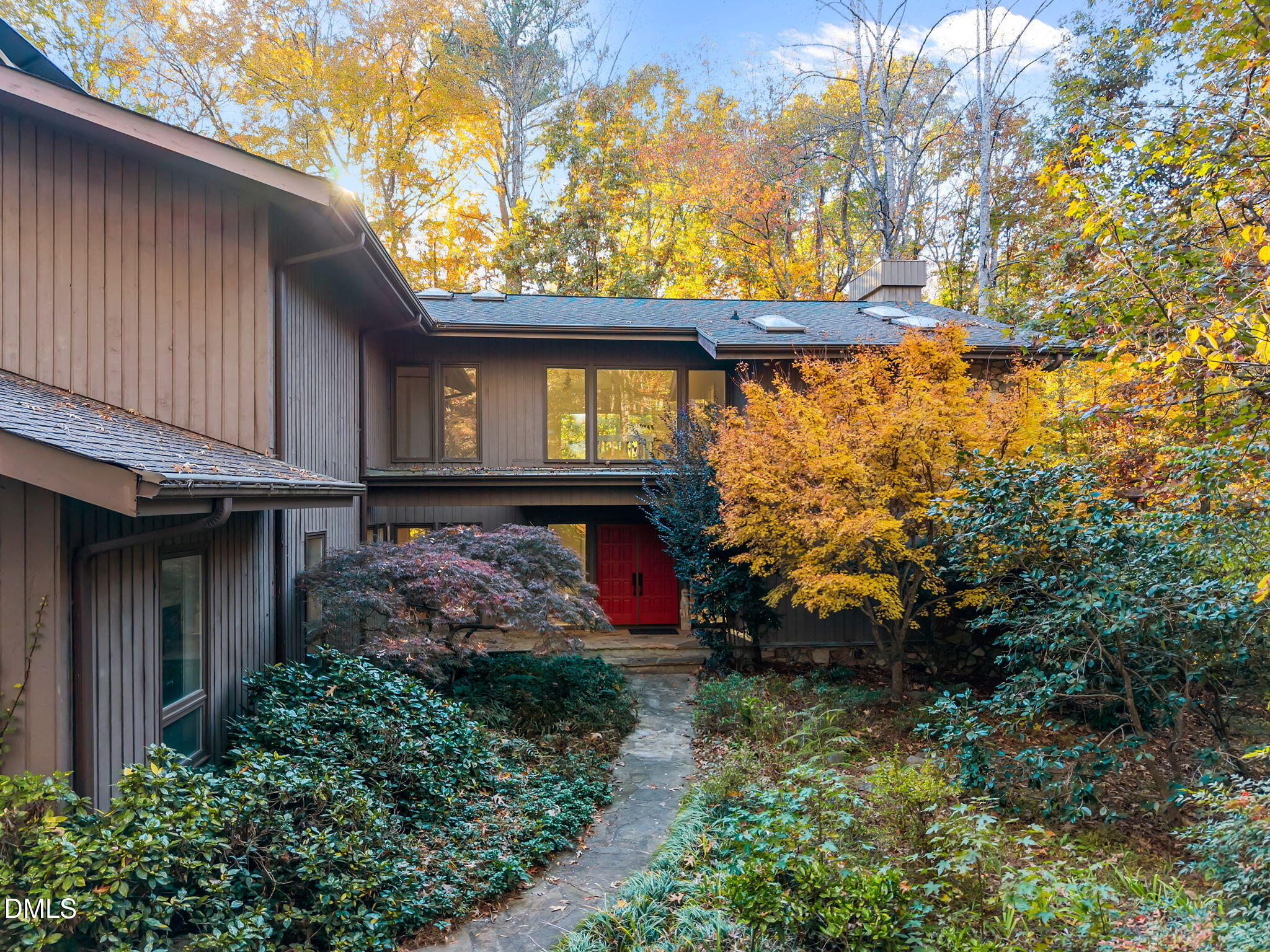 8 Womble Circle Durham, NC 27705 - Photo 48 of 49 a front view of a house with garden