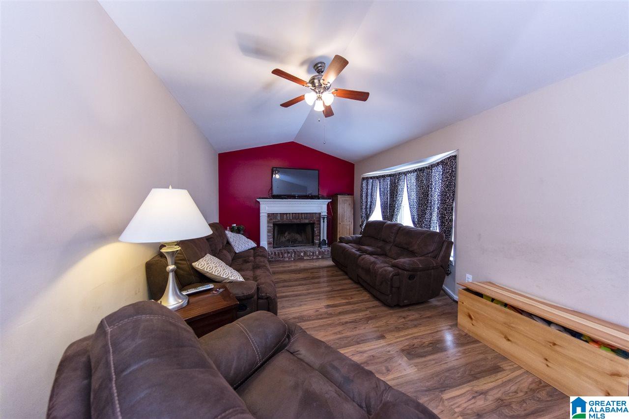 261 Crawford Drive Springville, AL 35146 - Photo 3 of 34