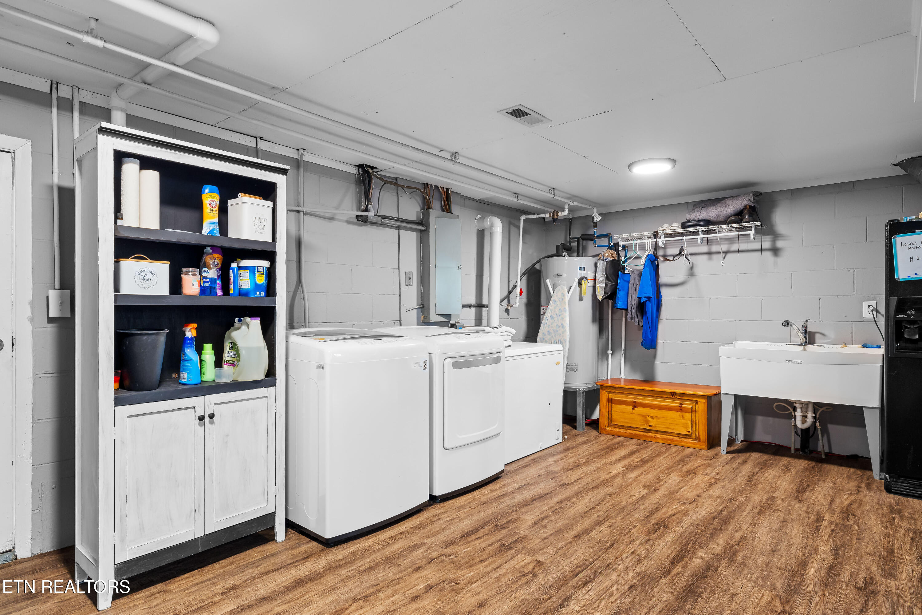 407 McTeer Road Greenback, TN 37742 - Photo 29 of 35 407McTeerSt-51