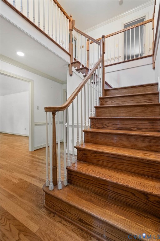 9008 Norwick Road Henrico, VA 23229 - Photo 28 of 62 Front staircase