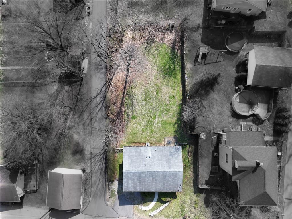 923 Locust Street Coraopolis, PA 15108 - Photo 24 of 27 an aerial view of houses with outdoor space