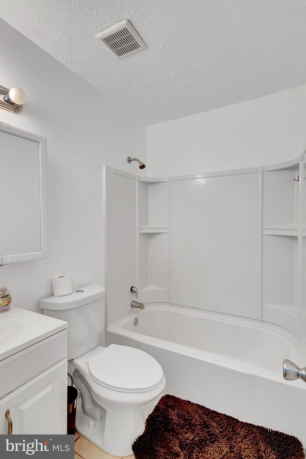 7357 Stream Way Springfield, VA 22152 - Photo 14 of 34 Gallery Image 14
