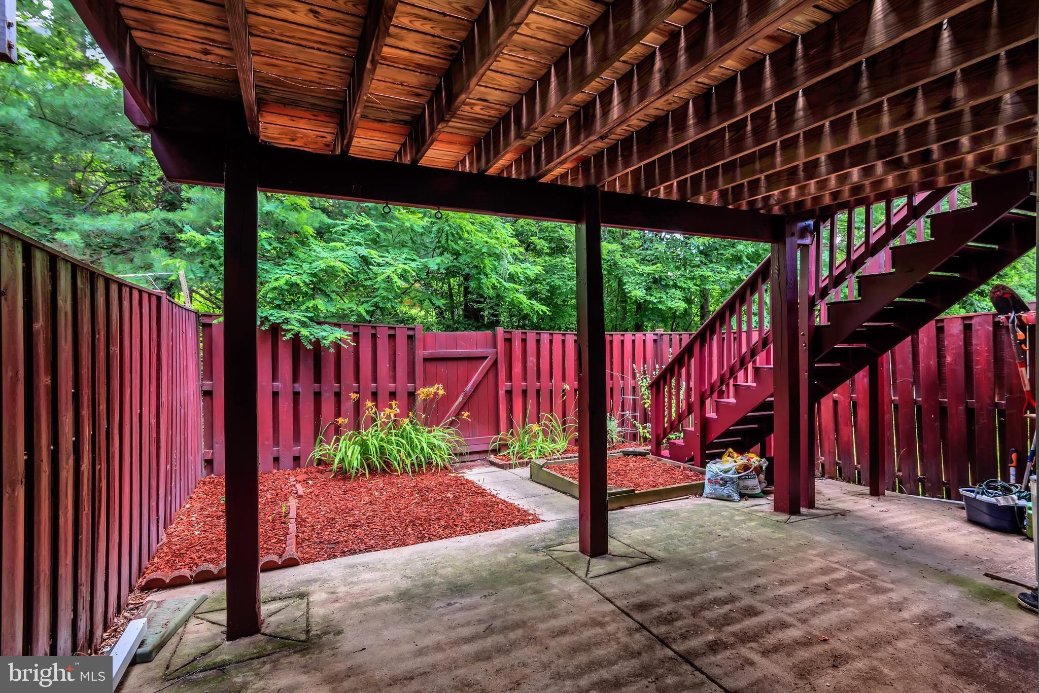 7357 Stream Way Springfield, VA 22152 - Photo 33 of 34 Gallery Image 33