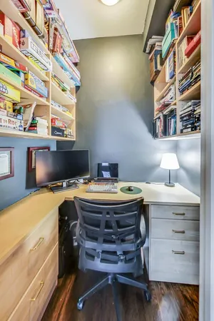 $6,750 | 1328 West Belmont Avenue, Unit 3W, Chicago, IL 60657