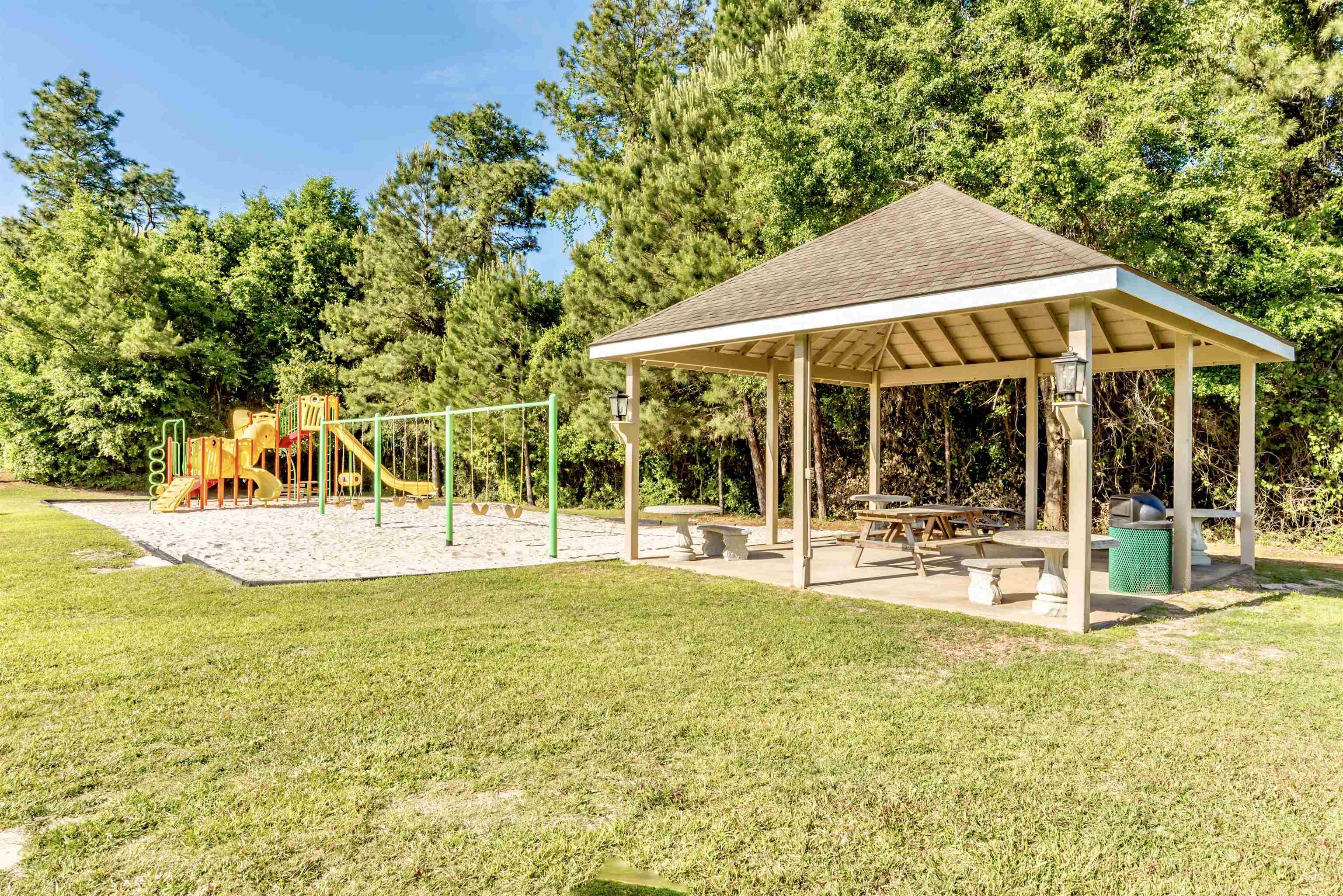 30155 Green Court Daphne, AL 36527 - Photo 33 of 46
