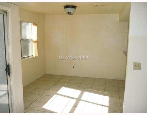 6250 West Flamingo Road, Unit 135 Las Vegas, NV 89103 - Photo 7 of 8 Interior Space/Layout.