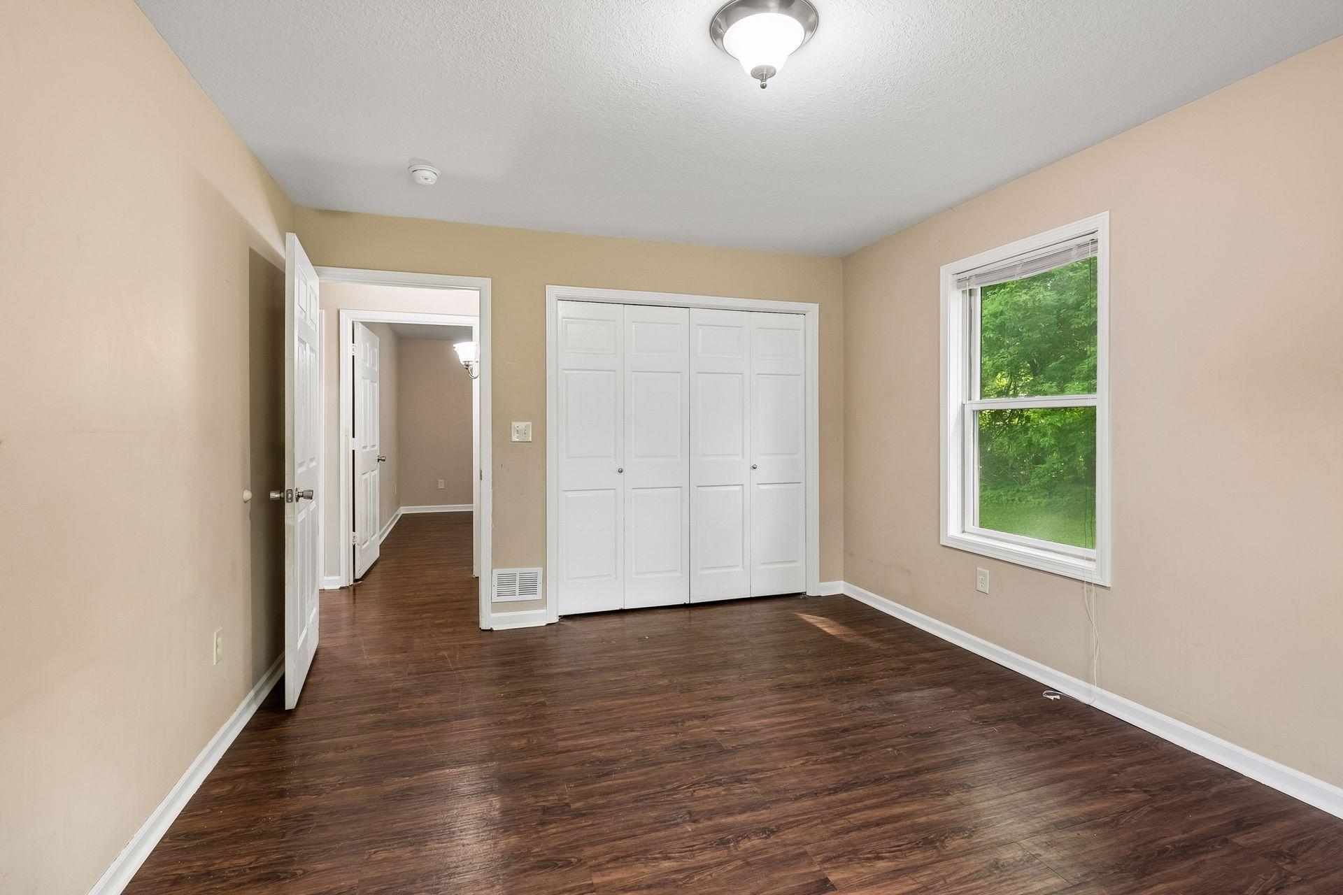 9934 Maple Avenue South Bloomington, MN 55431 - Photo 14 of 36