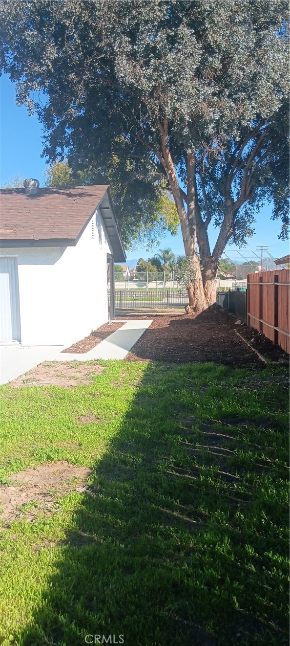 1022 Ruby Drive Perris, CA 92571 - Photo 27 of 27 a view of yard with green space