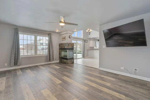 $449,900 | 24751 Rosewood Lane, Manhattan, IL 60442