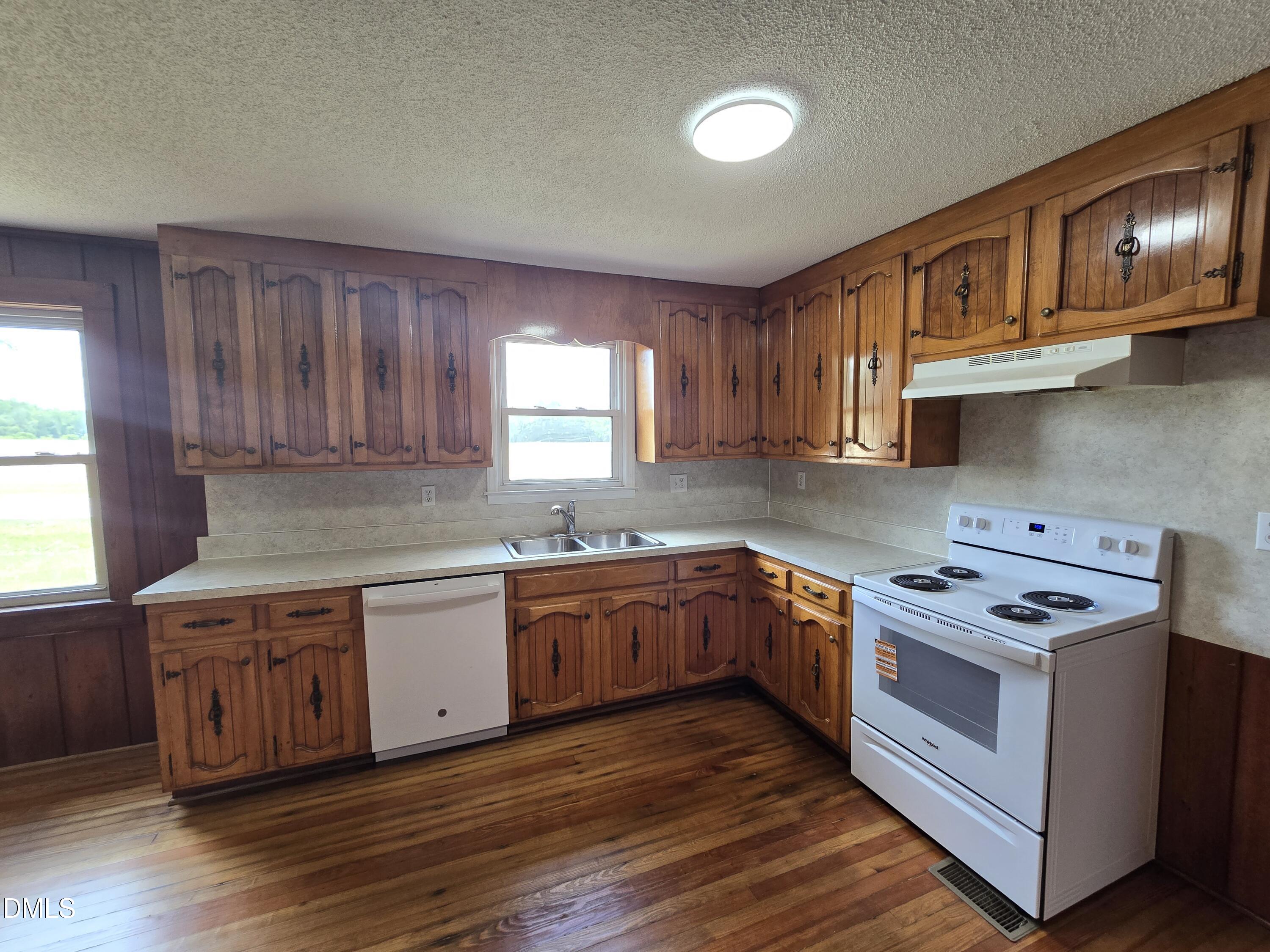 10101 Debnam Road Zebulon, NC 27597 - Photo 4 of 16 20260528_122700