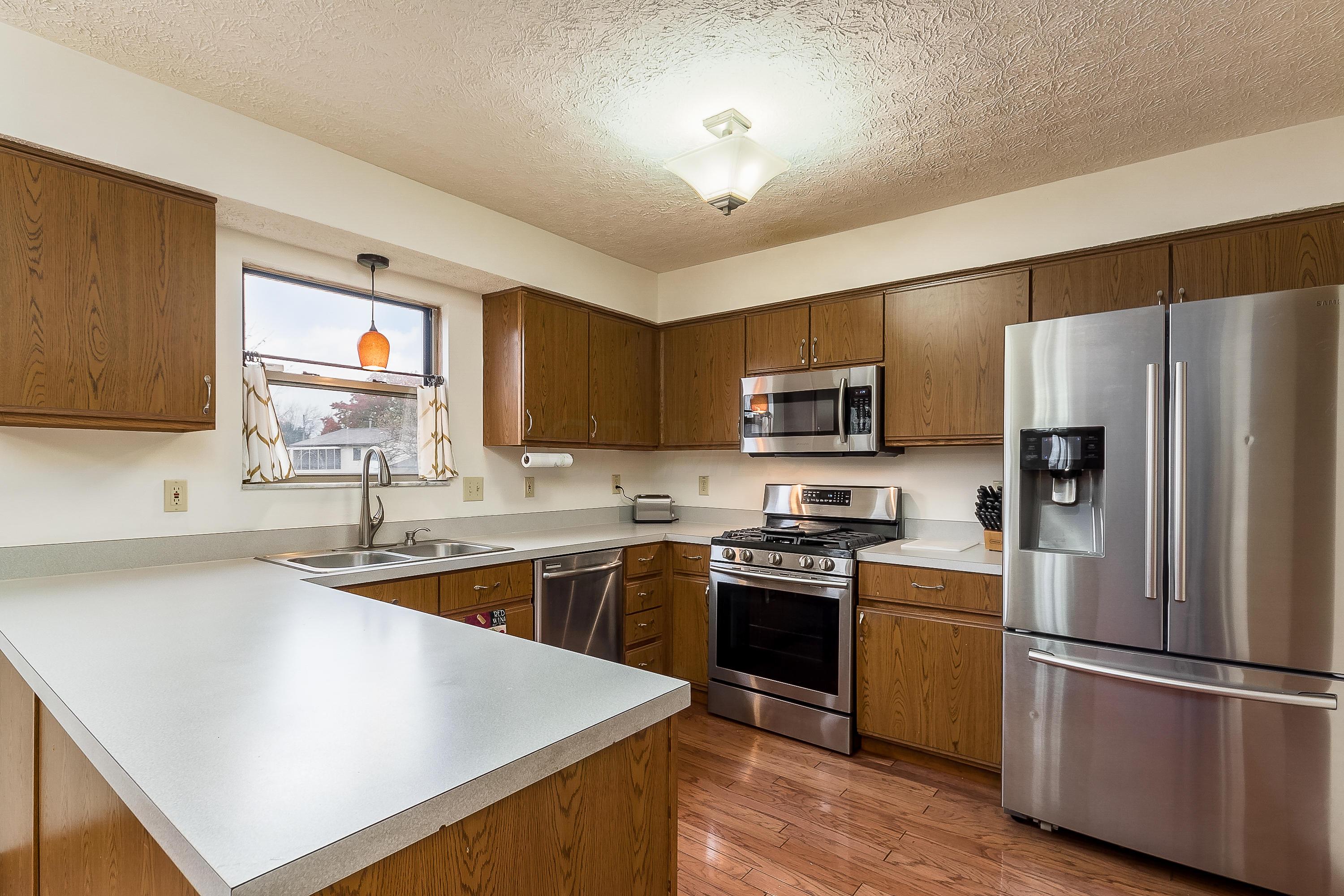 3111 Crossgate Road Columbus, OH 43232 - Photo 14 of 35 Gallery Image 14