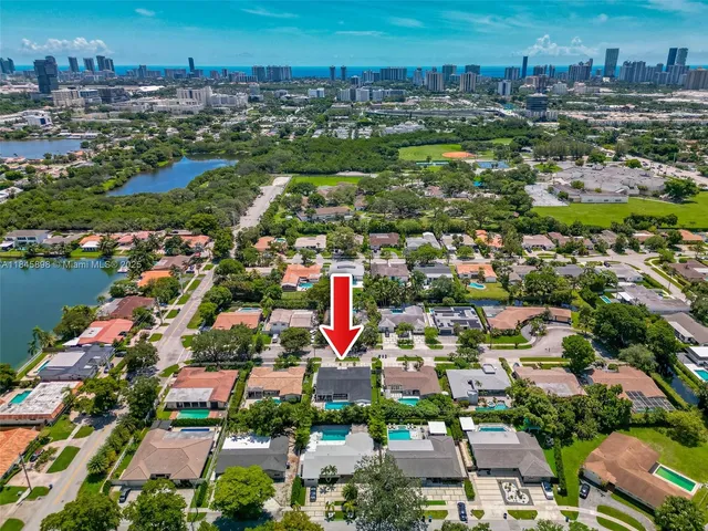 $1,890,000 | 20600 Northeast 22nd Court, Aventura, FL 33180