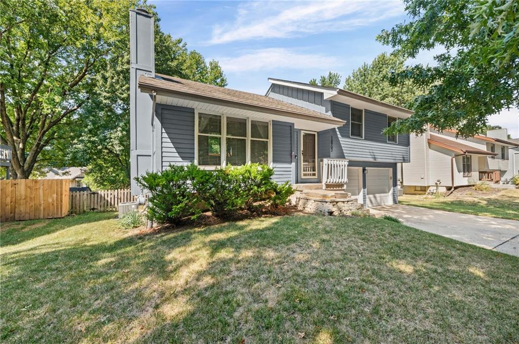 10902 North Harrison Street Kansas City, MO 64155 - Photo 3 of 43 Gallery Image 3