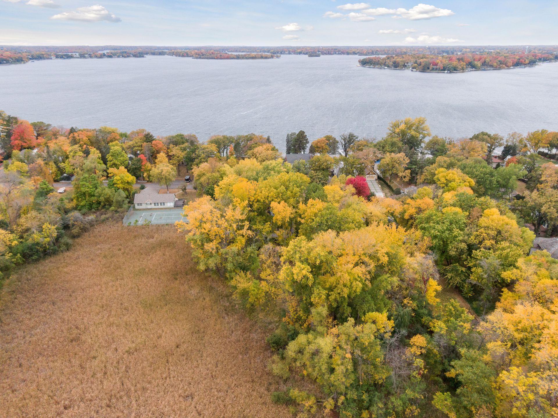 125 Wildhurst Road Tonka Bay, MN 55331 - Photo 36 of 39