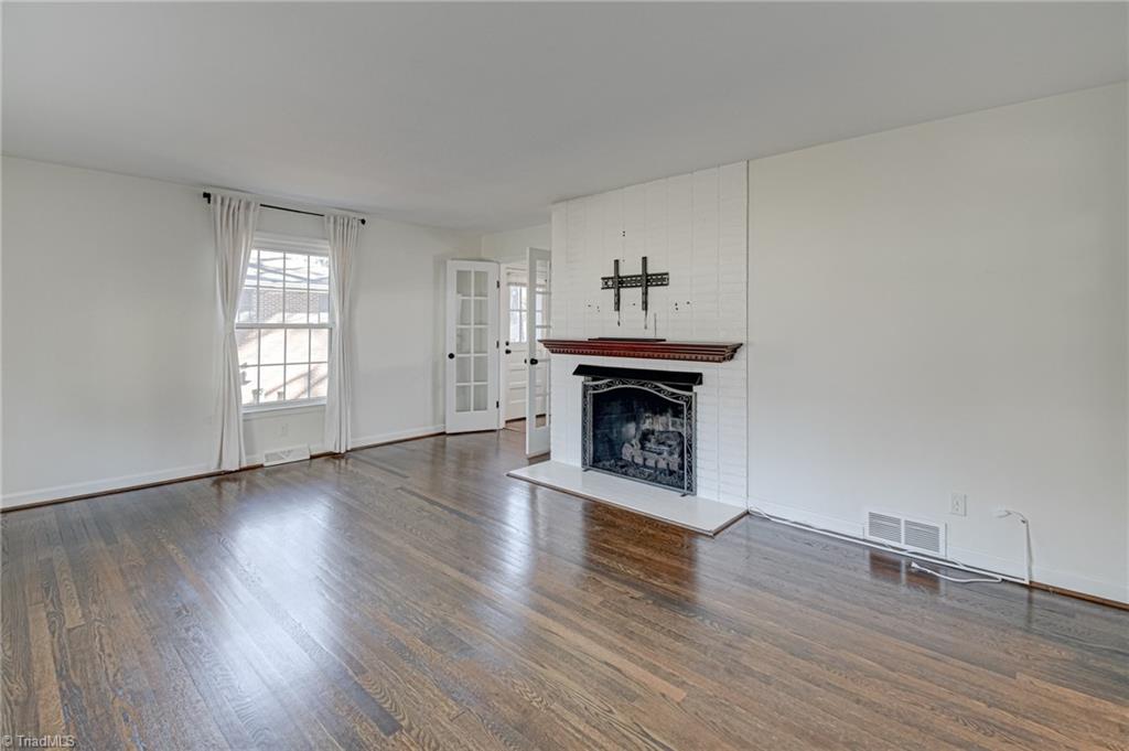 3096 Kinnamon Road Winston-Salem, NC 27104 - Photo 4 of 36 Gallery Image 4