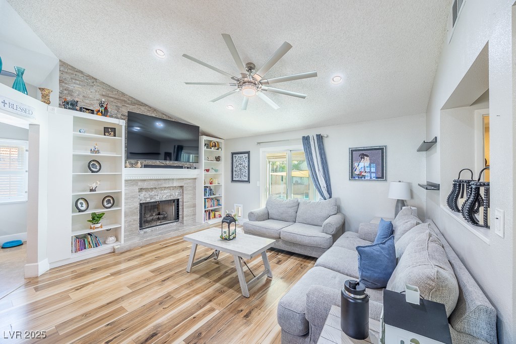 155 Fallon Drive Henderson, NV 89074 - Photo 3 of 41