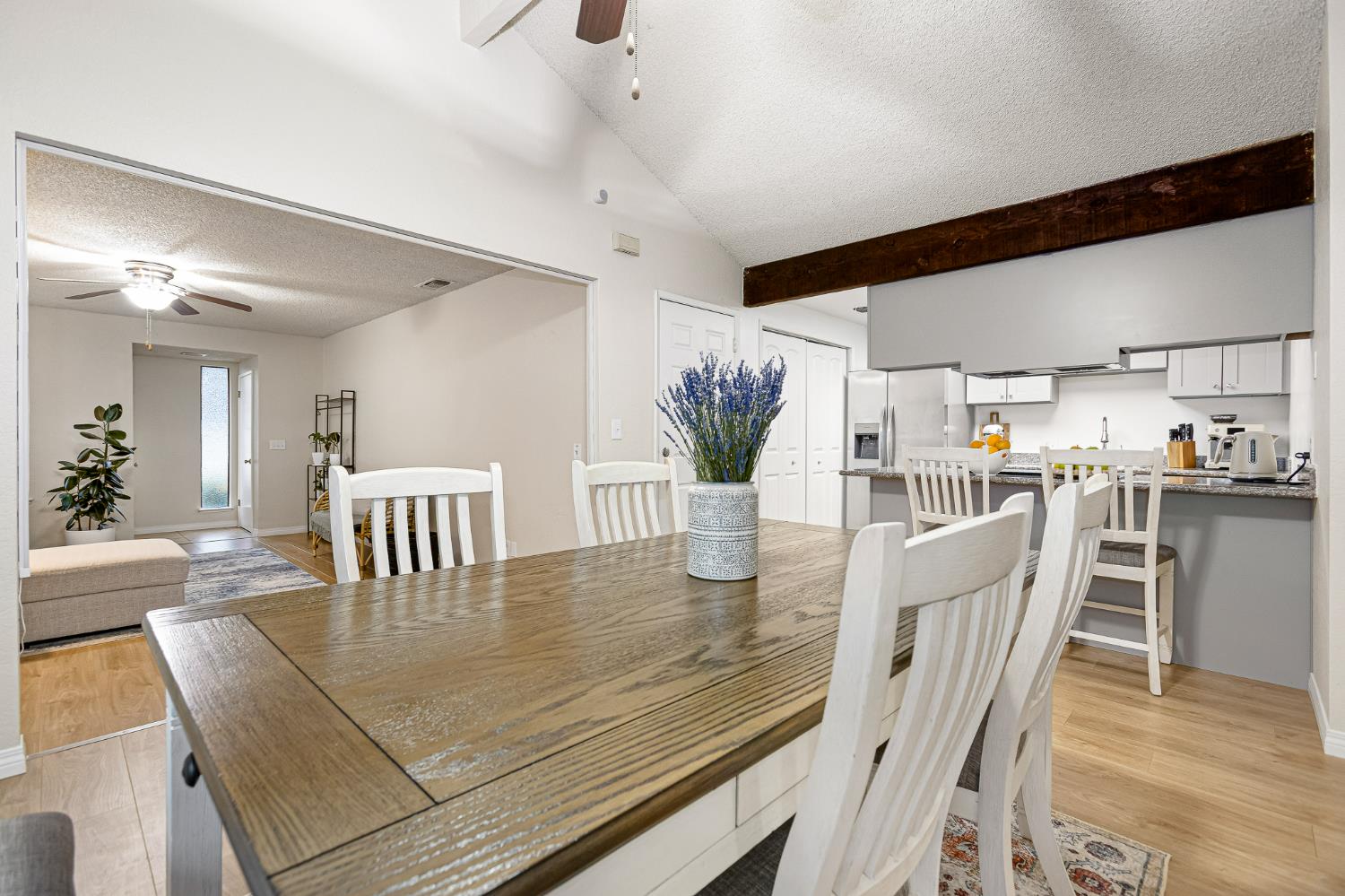7447 Gallant Circle Citrus Heights, CA 95621 - Photo 7 of 28
