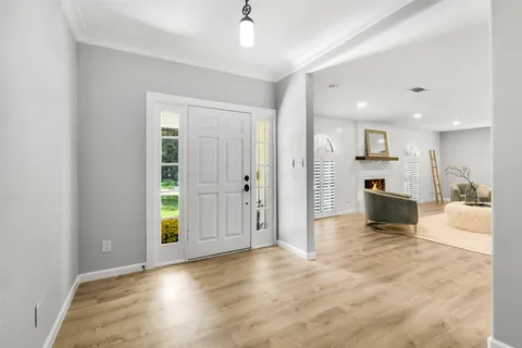 $665,000 | 10726 Riverview Drive, Houston, TX 77042
