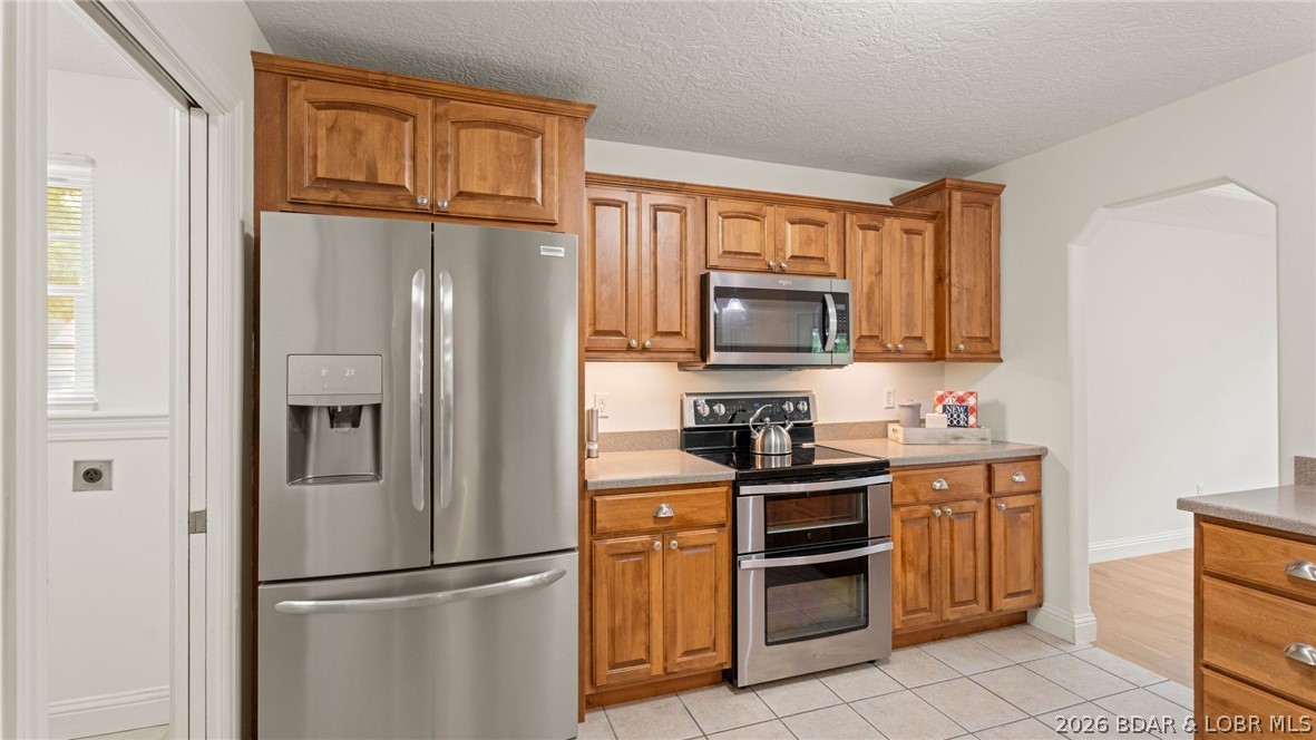 150 Kays Point Road Lake Ozark, MO 65049 - Photo 2 of 92 Kitchen
