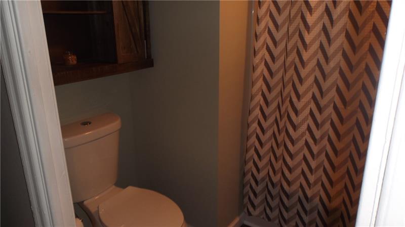887 North Eighty Eight Road Rices Landing, PA 15357 - Photo 14 of 24