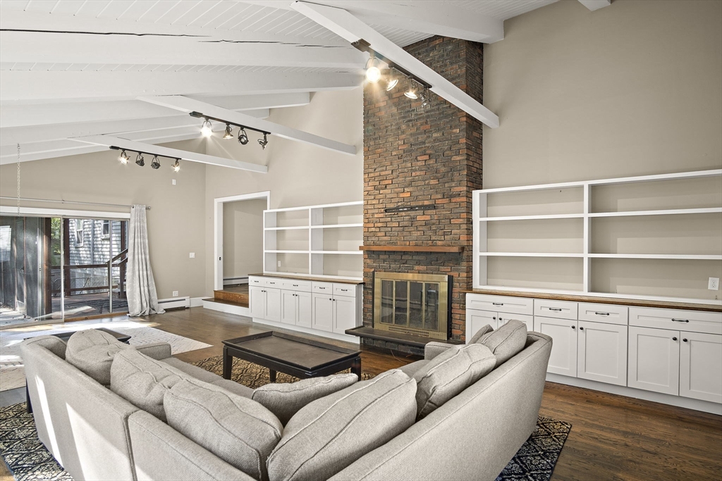 47 Postgate Road Hamilton, MA 01982 - Photo 11 of 33 Gallery Image 11