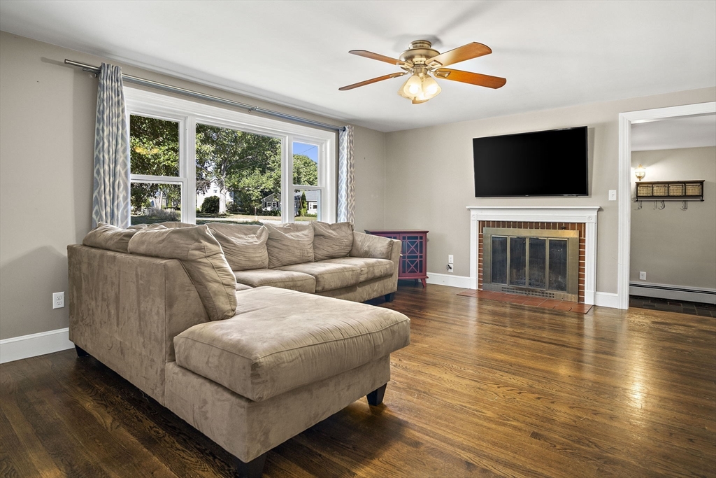 47 Postgate Road Hamilton, MA 01982 - Photo 13 of 33 Gallery Image 13
