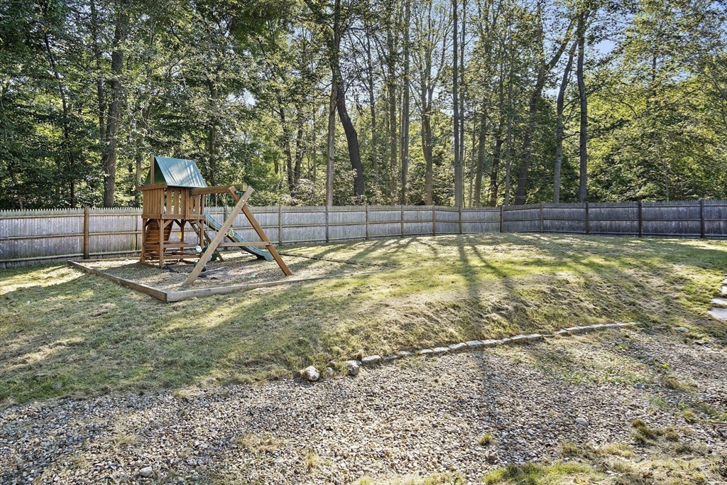 47 Postgate Road Hamilton, MA 01982 - Photo 22 of 33 Gallery Image 22