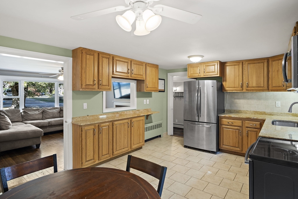 47 Postgate Road Hamilton, MA 01982 - Photo 7 of 33 Gallery Image 7