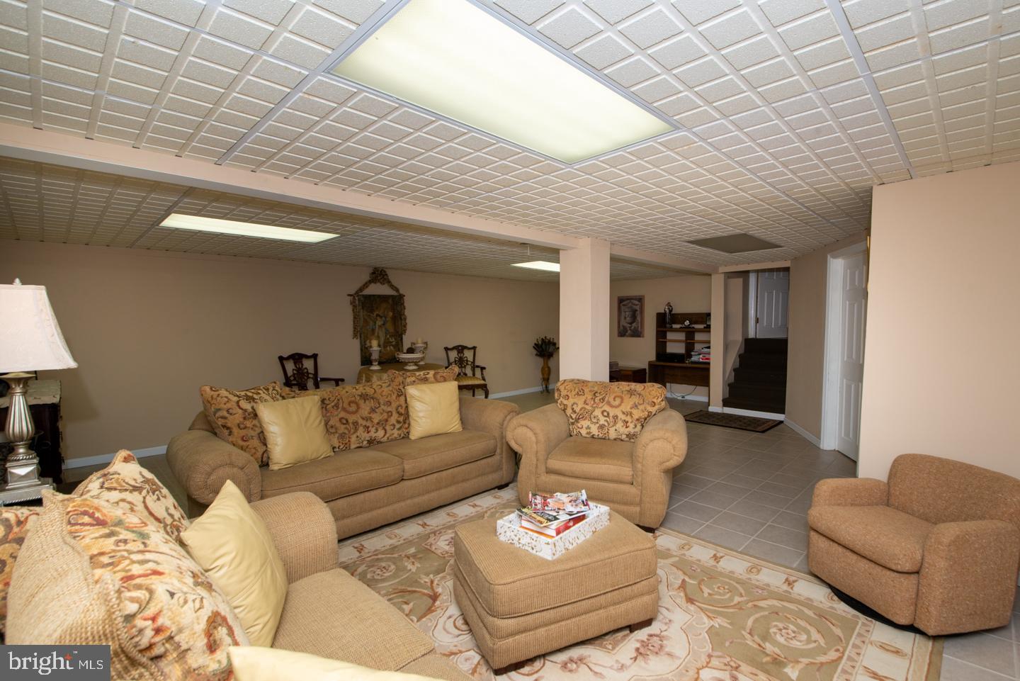 3895 Jeffrey Road Huntingdon Valley, PA 19006 - Photo 21 of 87 Gallery Image 21