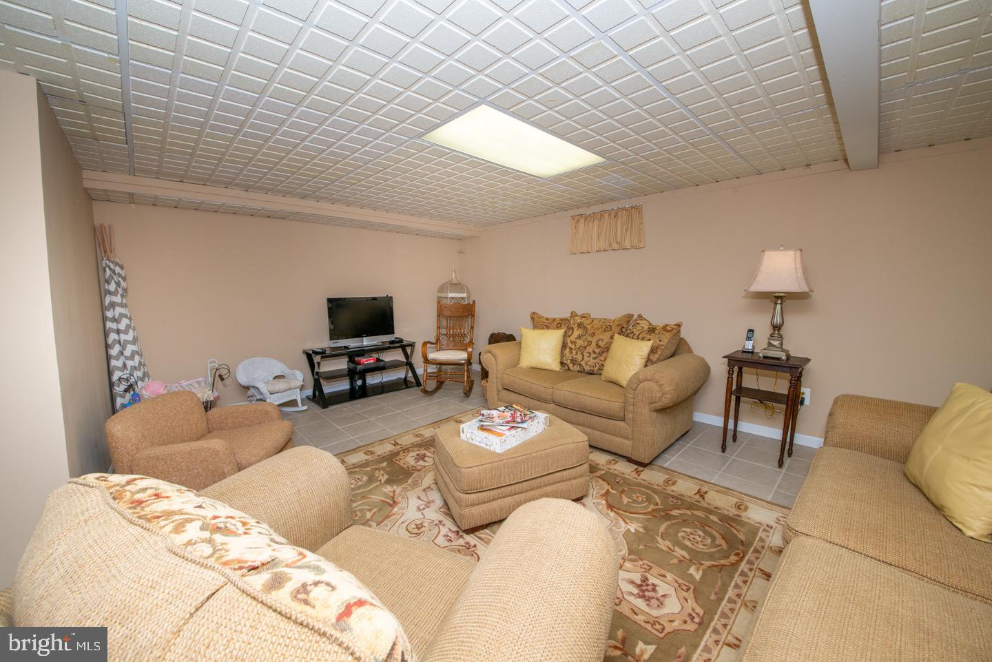 3895 Jeffrey Road Huntingdon Valley, PA 19006 - Photo 27 of 87 Gallery Image 27