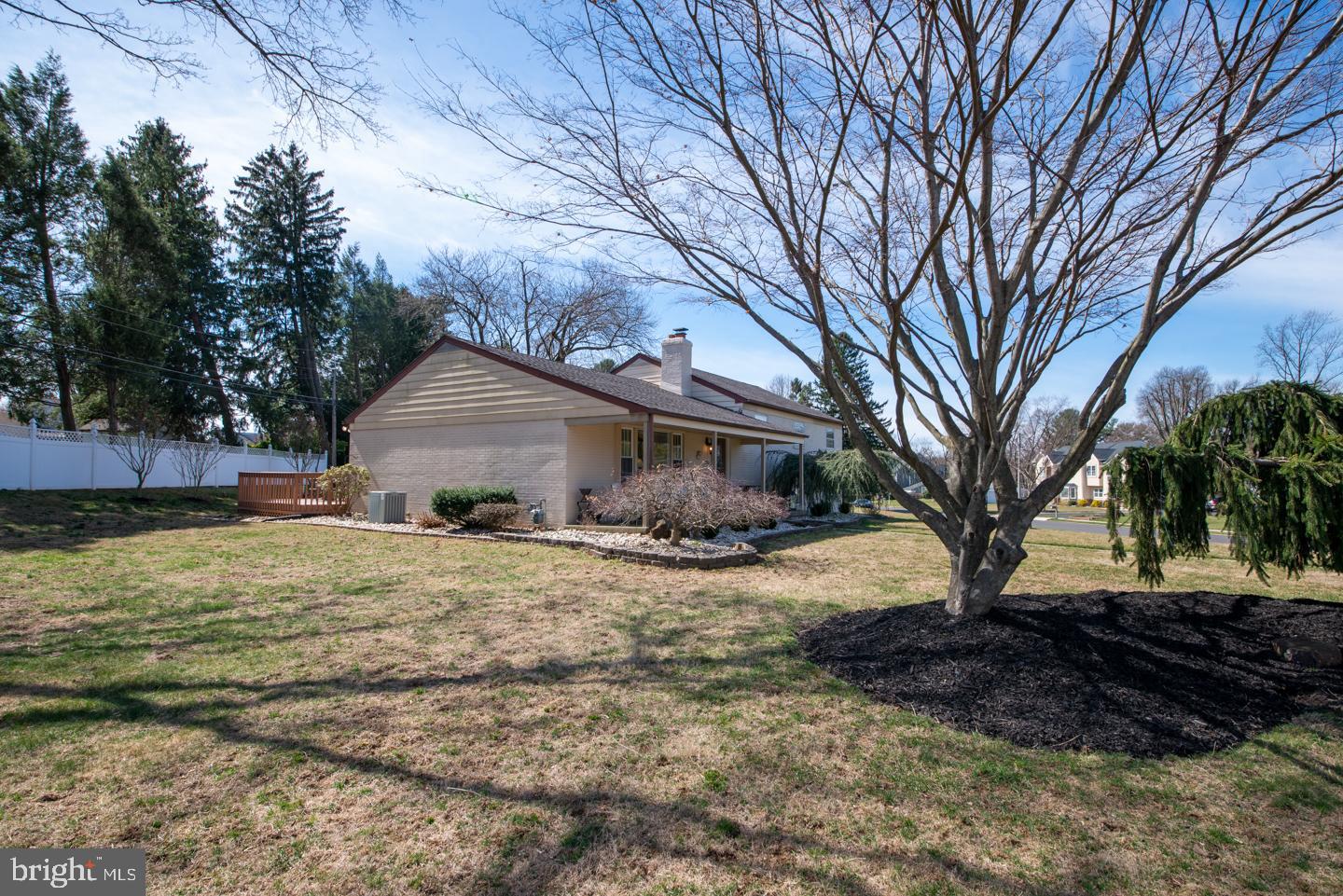 3895 Jeffrey Road Huntingdon Valley, PA 19006 - Photo 8 of 87 Gallery Image 8
