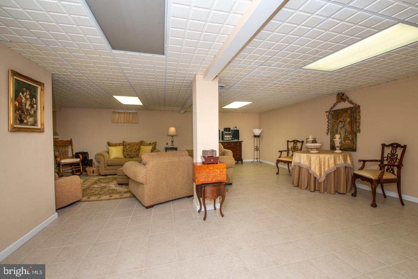 3895 Jeffrey Road Huntingdon Valley, PA 19006 - Photo 77 of 87 Gallery Image 77