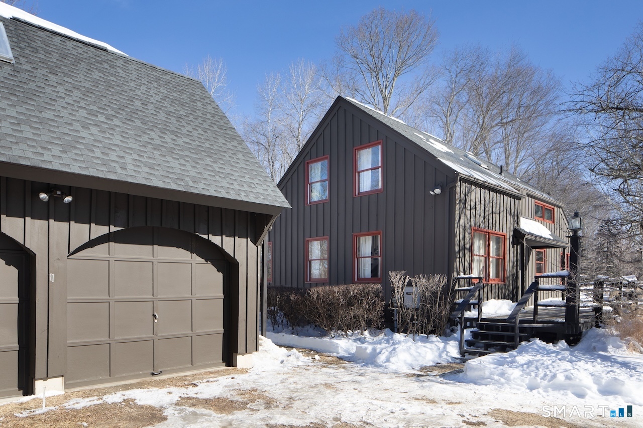 11 Deerfield Road Salisbury, CT 06039 - Photo 2 of 19