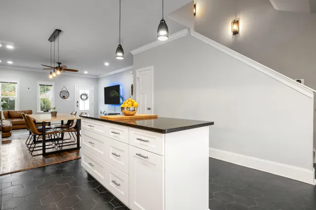 $435,000 | 340 Gathering Oaks Drive, Tallahassee, FL 32308