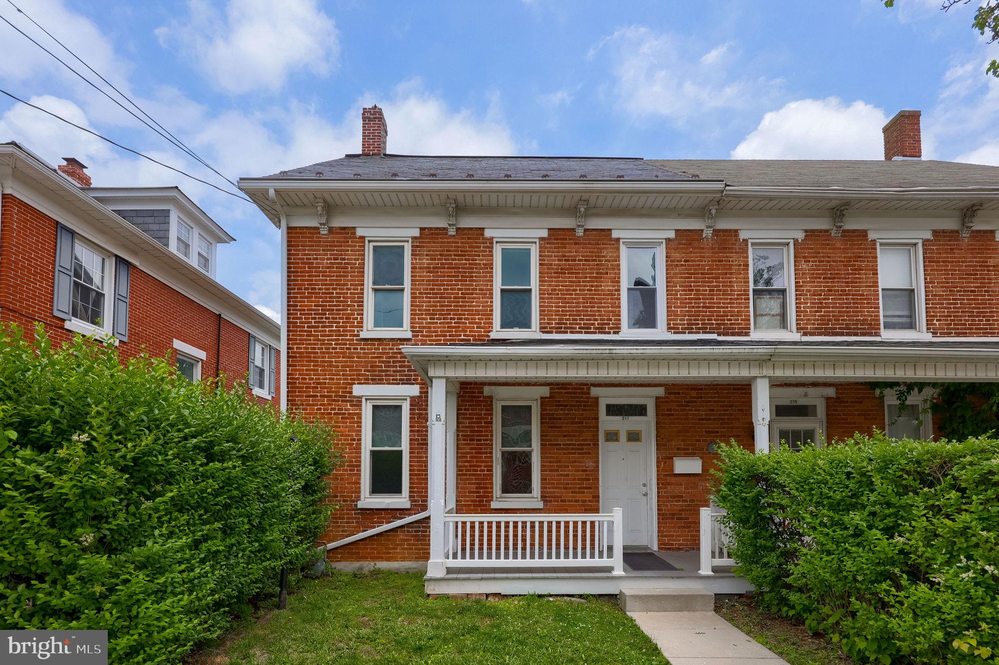 217 North Charles Street Red Lion, PA 17356 - Photo 1 of 37