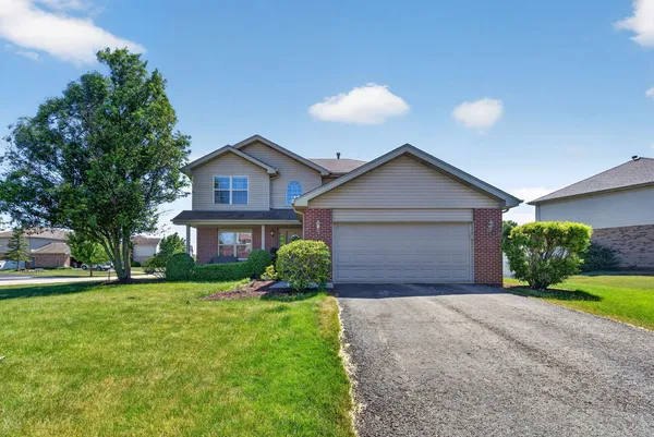 $499,900 | 15711 Menominee Court, Manhattan, IL 60442