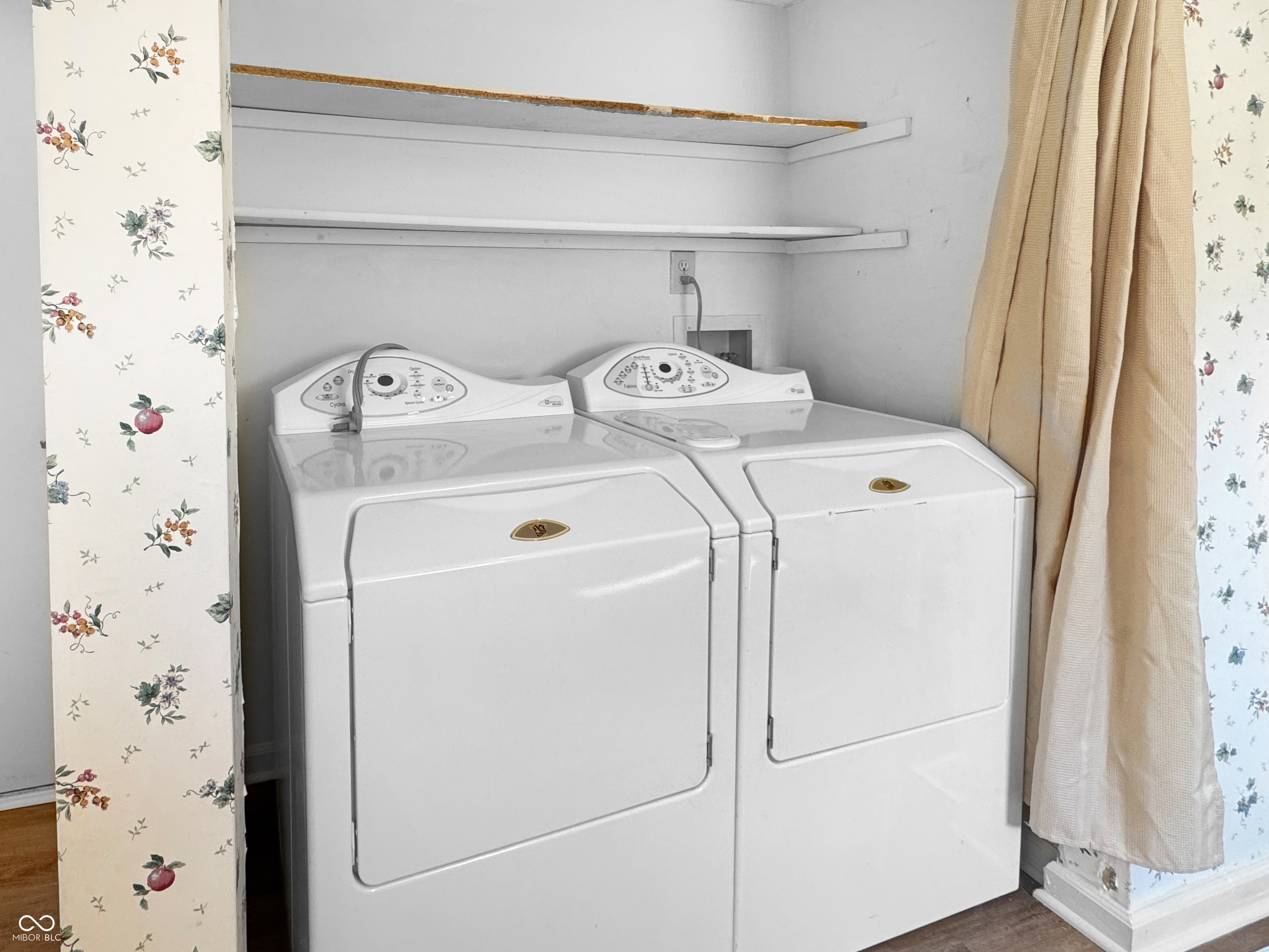 481 Van Camp Square Greenwood, IN 46143 - Photo 18 of 20 Gallery Image 18