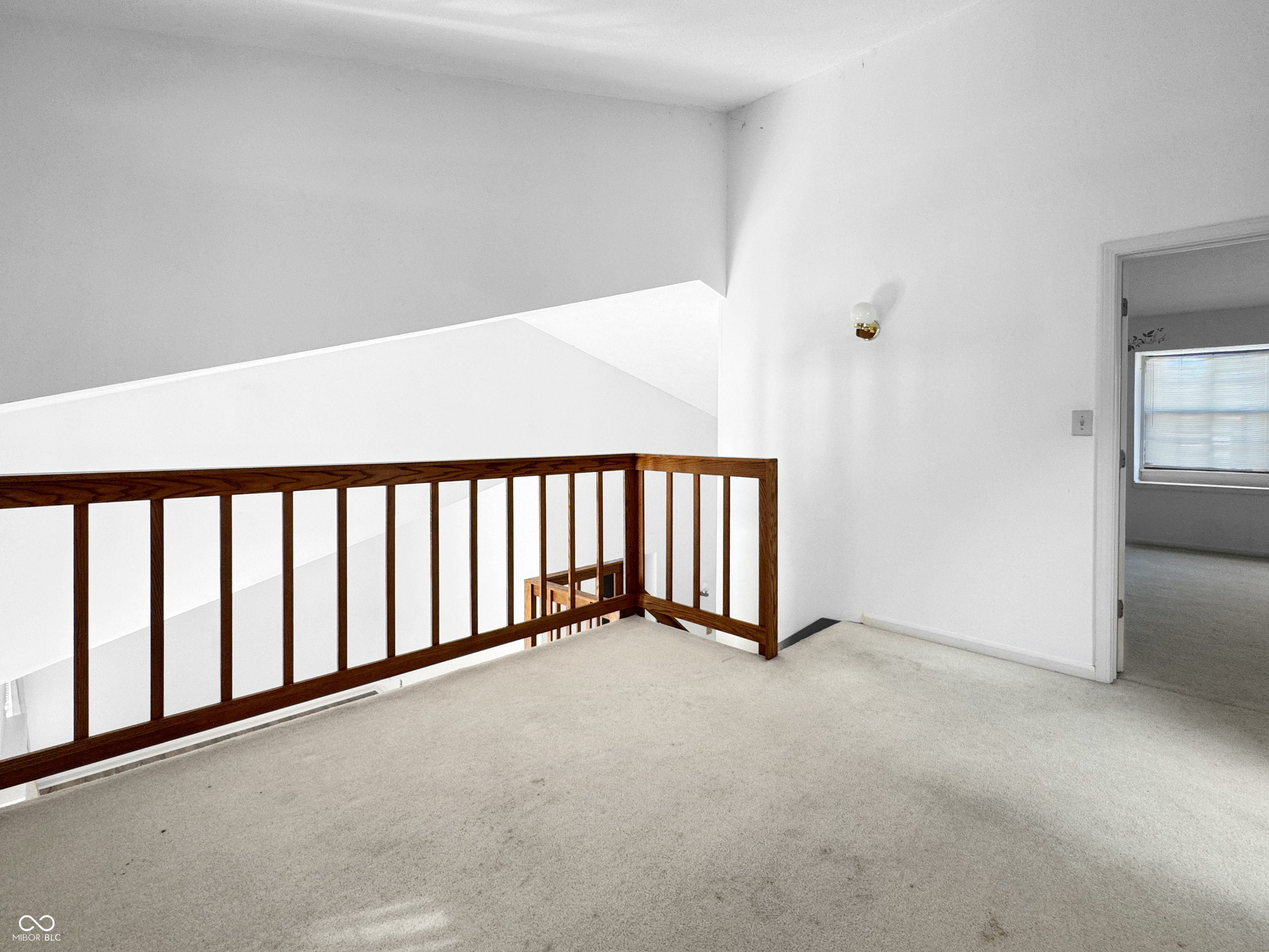 481 Van Camp Square Greenwood, IN 46143 - Photo 8 of 20 Gallery Image 8