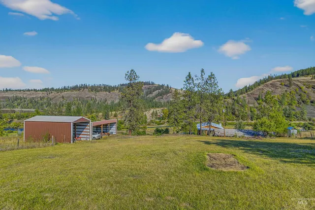 $615,000 | 2157 Lukes Gulch Road, Stites, ID 83552