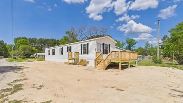 $230,000 | 2490 Carolina 311, Cross, SC 29436