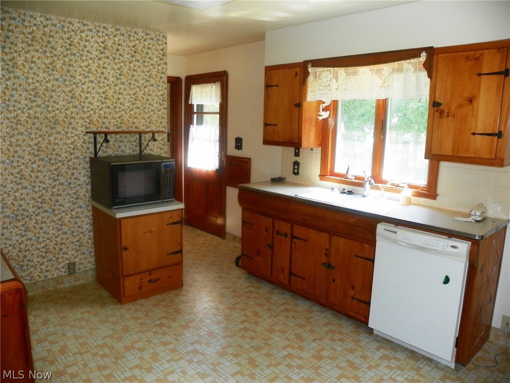 6421 East Sprague Road Independence, OH 44131 - Photo 7 of 23 Gallery Image 7
