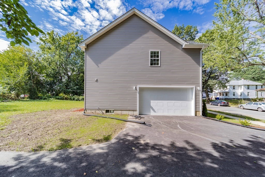 113 Newland Street Springfield, MA 01107 - Photo 27 of 27 Gallery Image 27
